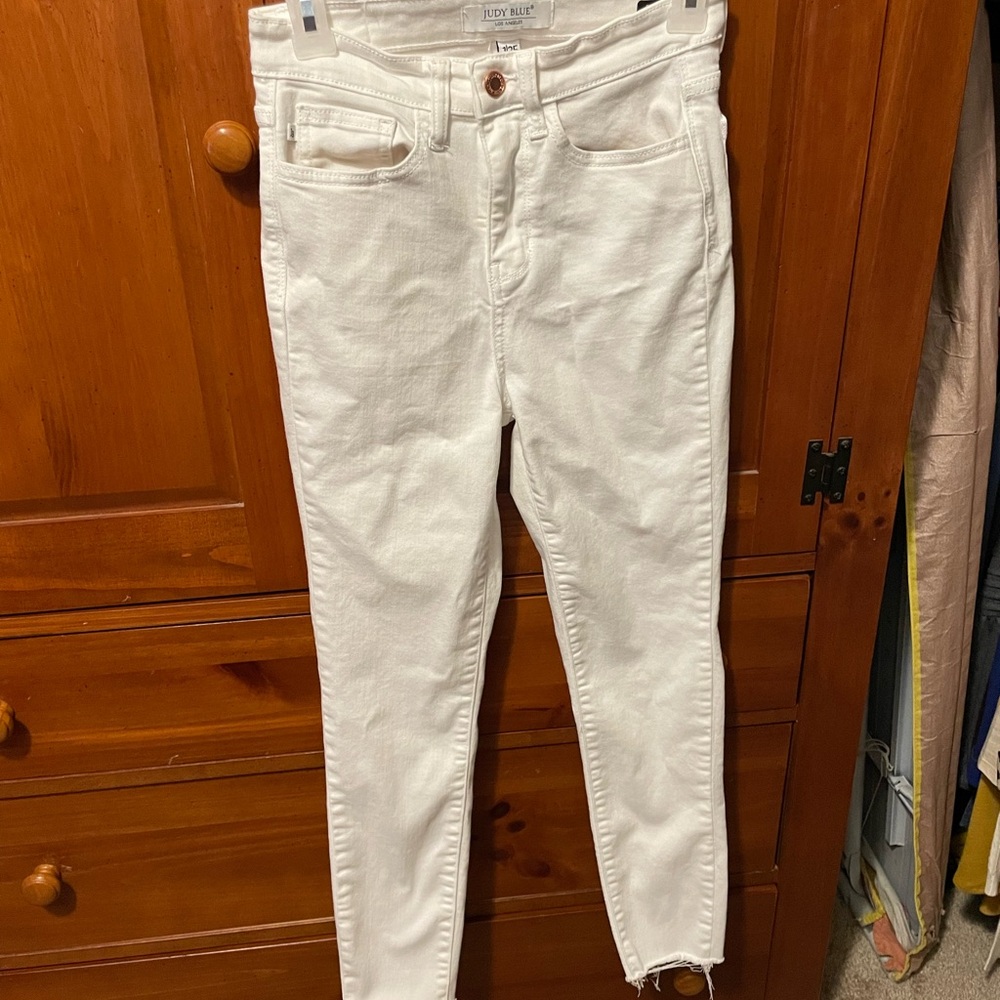 Judy Blue Skinny Fit White Denim Jeans size 1/25 high rise.